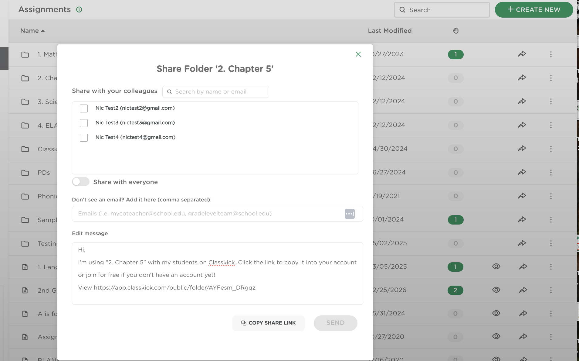 “Share Folder” pop-up window displaying options to share with colleagues or copy a share link.